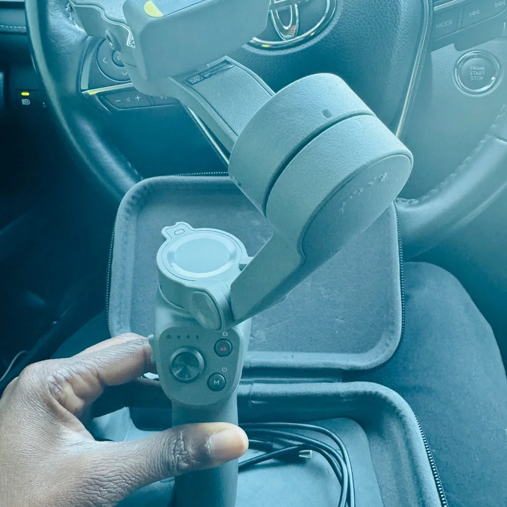 DJI OSMO SMARTPHONE STABILIZER GIMBAL